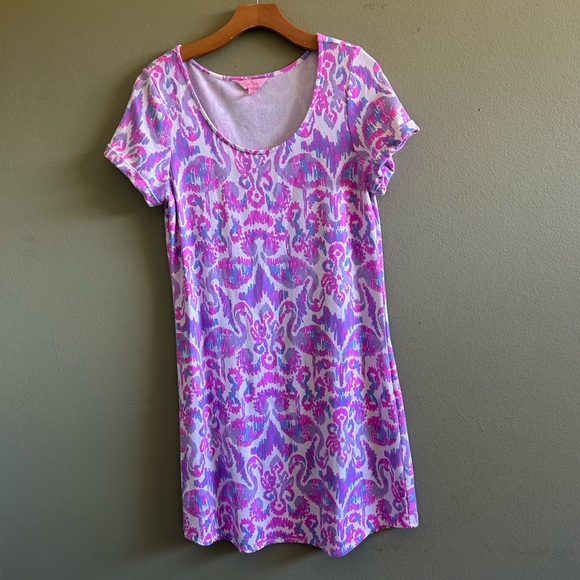 Lilly Pulitzer Pink and Purple flamingo print shift dress. - Picture 1 of 5